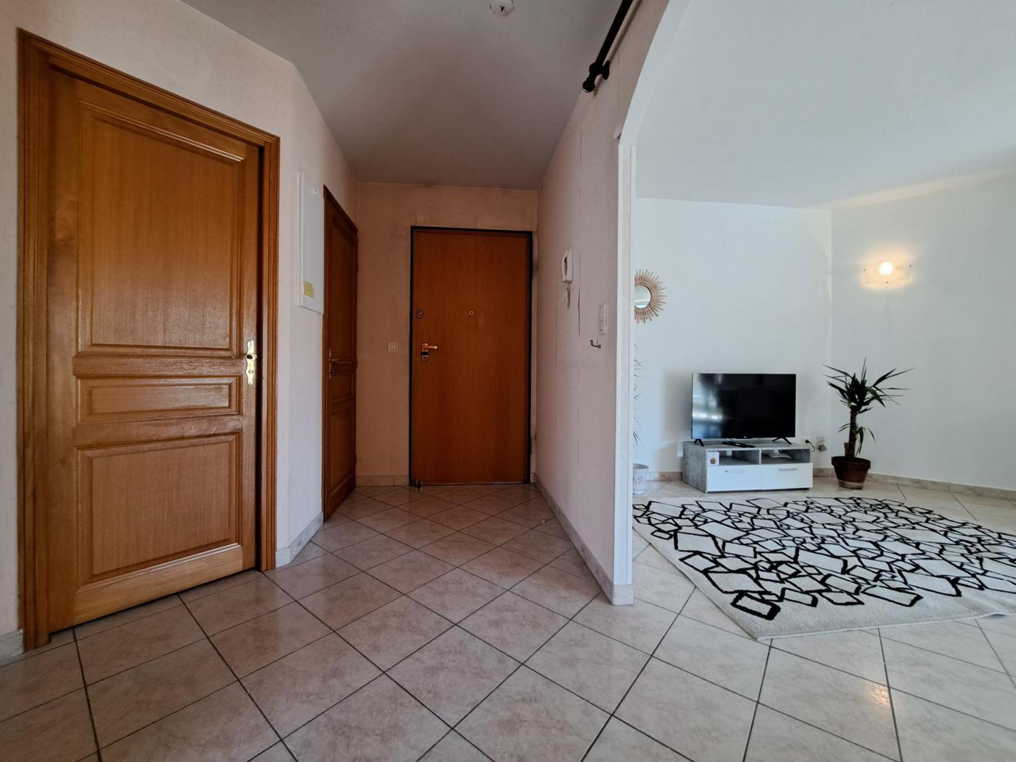 Grand T2 Proche Centre Ville, Vue Mer Et Montagne Bastia  Exteriér fotografie